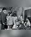 असरानी की टॉप 5 मूवीज OTT पर कहां देखें?