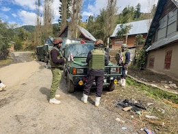 कोकरनाग में दूसरे पैराट्रूपर का शव भी बरामद, सेना ने सर्वोच्च बलिदान को किया नमन कोकरनाग में दूसरे पैराट्रूपर का शव भी बरामद, सेना ने सर्वोच्च बलिदान को किया नमन