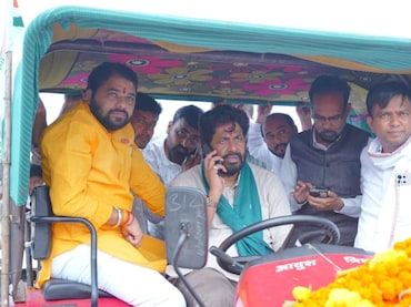 Bachchu Kadu: 'देवभाऊंचा मार्ग बंद केला, आता रेल्वे बंद पाडू!' बच्चू कडूंच्या आंदोलनाने नागपुरात अलर्ट