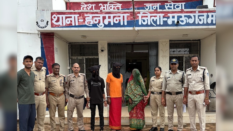 गरबा में बहू को डांस करने से रोका आपा खो बैठा बेटा, अपनी मां के साथ मिलकर पिता को मार डाला गरबा में बहू को डांस करने से रोका आपा खो बैठा बेटा, अपनी मां के साथ मिलकर पिता को मार डाला