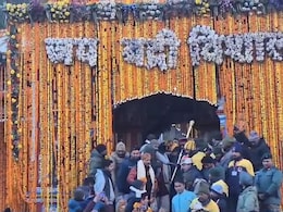 विधि-विधान से मंत्रोच्चार के साथ बदरीनाथ धाम के कपाट शीतकाल के लिए हुए बंद