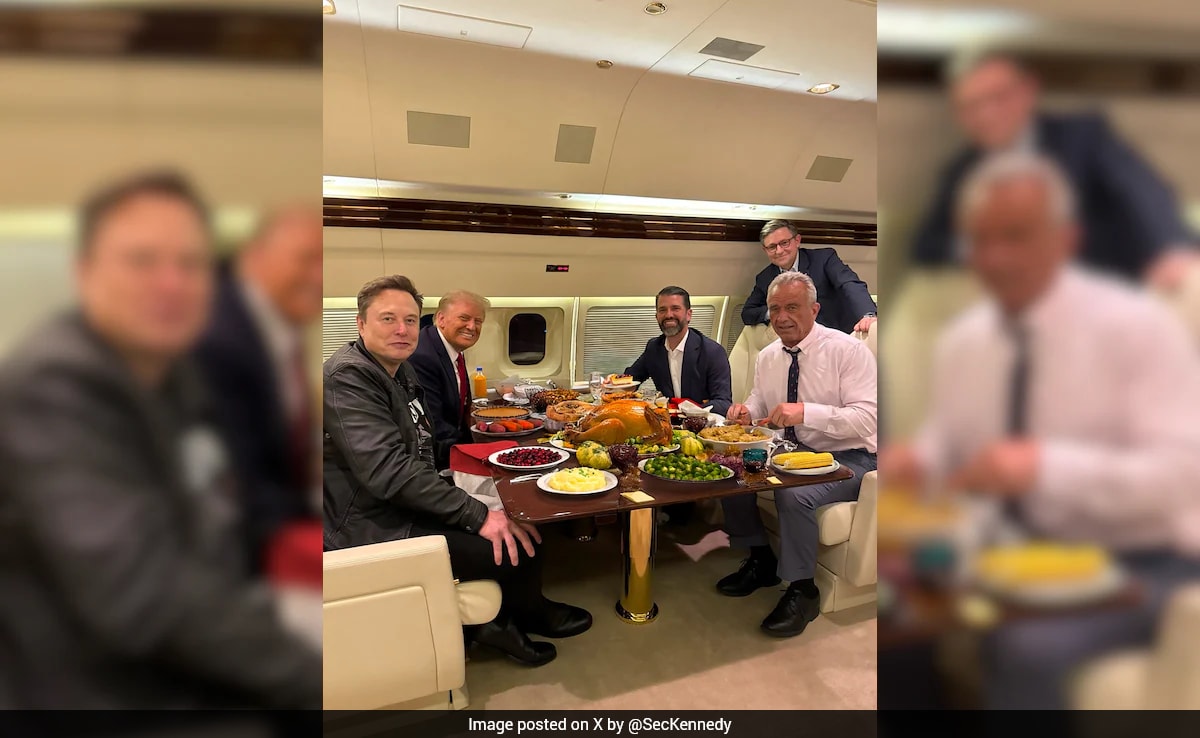 Trump, Musk In RFK Jr's Thanksgiving Pic Spark Reunion Buzz