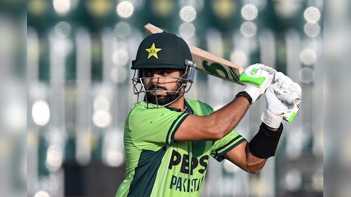 PAK vs ZIM: जिम्बाब्वे के खिलाफ हारते-हारते जीती पाकिस्तान, आखिरी ओवर में मिली जीत, बाबर आजम ने फिर किया निराश