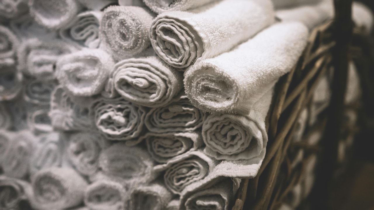 Give your towels enough breathing space Give your towels enough breathing space