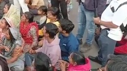 Road Accident: भिलाई स्टील प्लांट में तड़प-तड़पकर मजदूर ने तोड़ा दम, परिवार को स्थाई नौकरी और 10 लाख के मुआवजा पर बनी बात