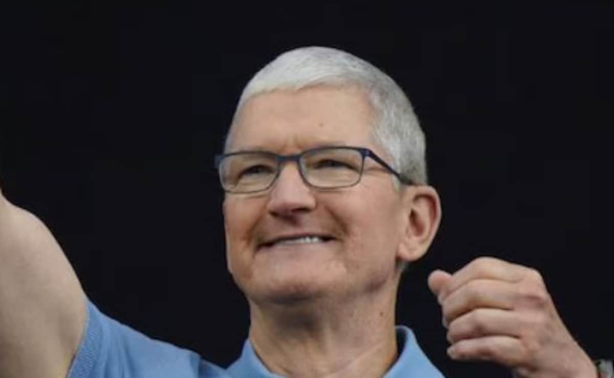 Tim Cook To Step Down As Apple CEO: Full Text Of His Memo