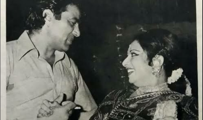 किशोरावस्था में धर्मेंद्र को इस सुपरस्टार पर था क्रश, 40 बार देखी थी उनकी फिल्म, इनकी वजह से बने एक्टर