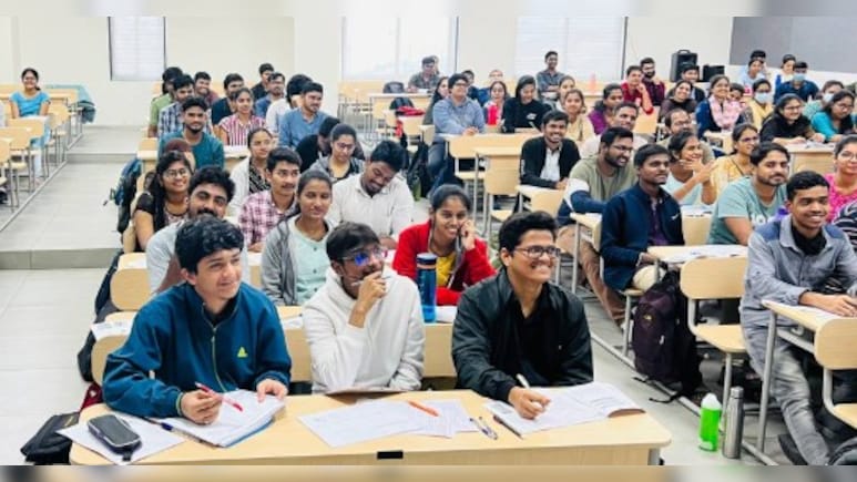 भ्रामक विज्ञापनों और उपभोक्ता के अधिकार...  IAS की तैयारी कराने वाले कोचिंग सेंटर पर क्यों लगा जुर्माना, पढ़ें भ्रामक विज्ञापनों और उपभोक्ता के अधिकार...  IAS की तैयारी कराने वाले कोचिंग सेंटर पर क्यों लगा जुर्माना, पढ़ें