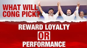 All Eyes On Delhi: Congress To Begin First Round of Karnataka Crisis Talks