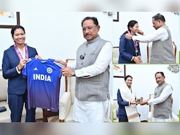 वर्ल्ड कप विजेता भारतीय महिला क्रिकेट टीम की फिजियोथेरेपिस्ट ने सीएम से शेयर किए फिटनेस मंत्रा