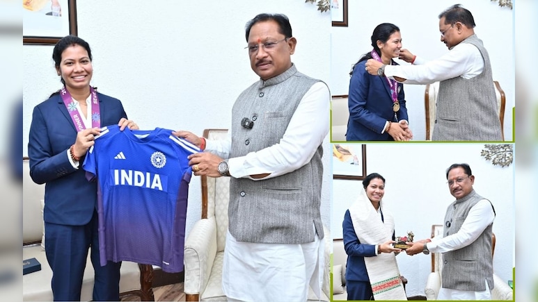 वर्ल्ड कप विजेता भारतीय महिला क्रिकेट टीम की फिजियोथेरेपिस्ट ने सीएम से शेयर किए फिटनेस मंत्रा