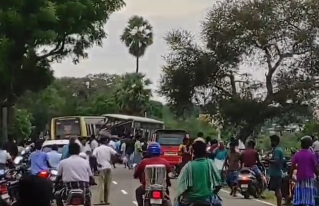 तमिलनाडु के शिवगंगा में दो बसों की भीषण टक्कर में 8 लोगों की मौत, कई गंभीर रूप से हुए घायल