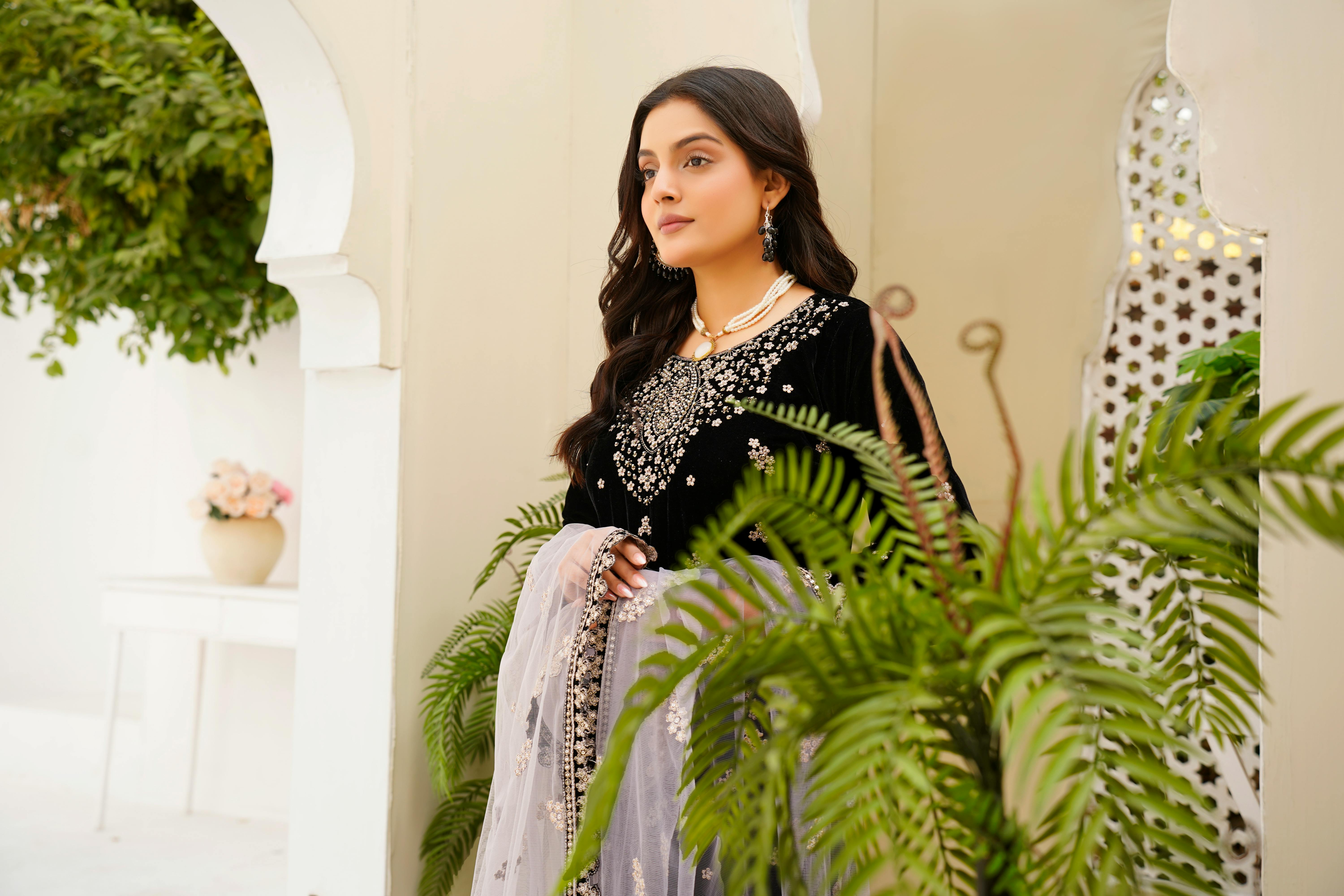 Ethnic Wear For Women At Minimum 65% Off On Myntra Black Friday Sale
