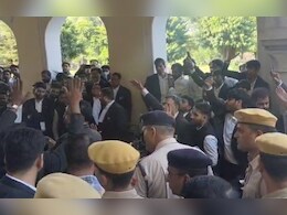 Rajasthan: जयपुर में वकील के साथ थाने में मारपीट, पुलिस कमिश्नरेट में घुसे सैकड़ों वकील; शहर में लगा जाम 
