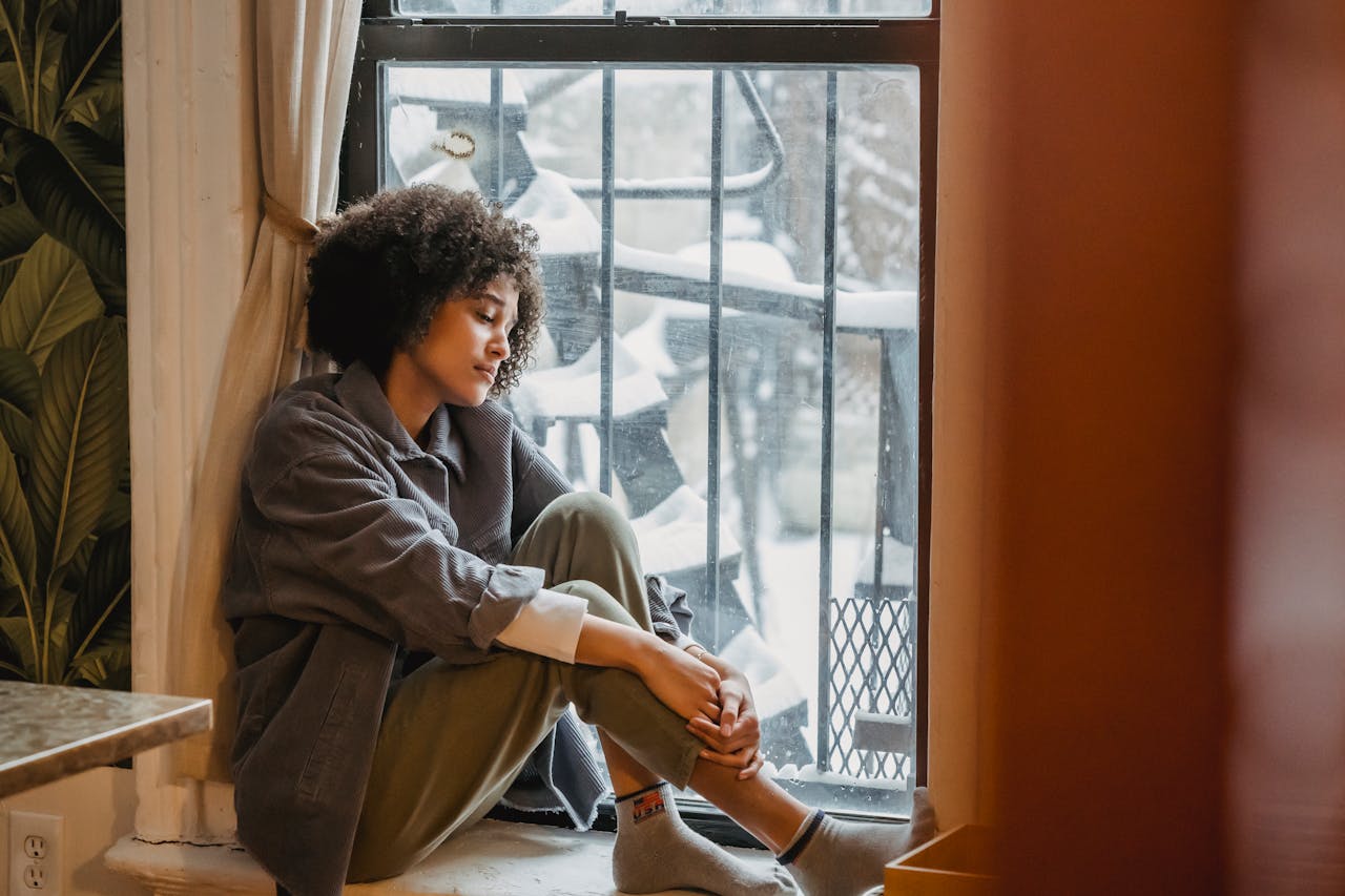 4 Research-Backed Ways To Beat The Winter Blues In The Colder Months