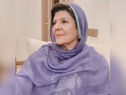 Imran Khan's Sister Goes To Court For Not Being Allowed To Meet Him In Jail