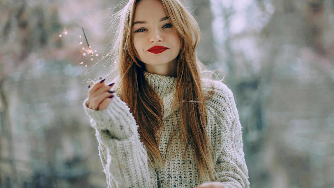 How To Choose The Right Sweater To Beat the Pre-Sunrise Chill