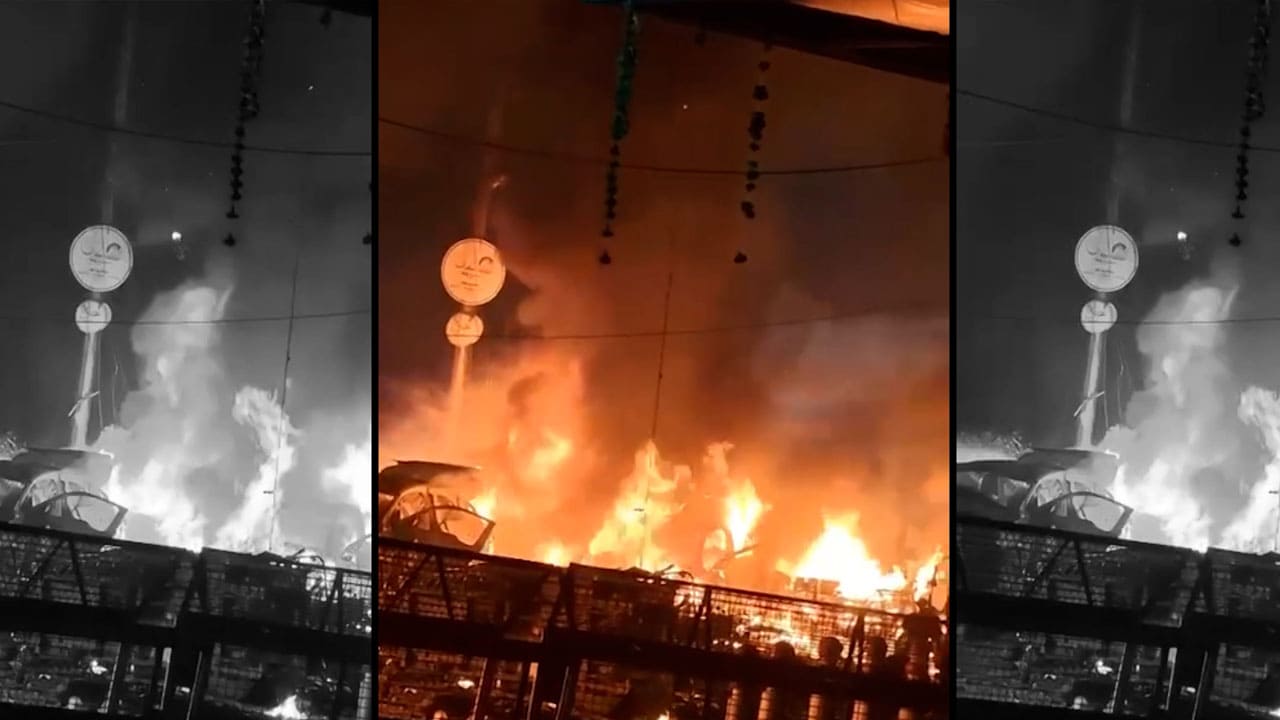 Video: Fire Rages, Chaos After Blast In Car Near Delhi's Red Fort