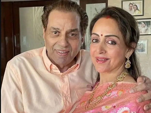"Dharmendra Under Observation In Hospital, We Are All With Him," Says Hema Malini
