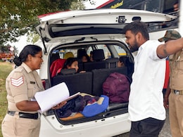 लाल रंग की इकोस्पोर्ट कार खोज रही पुलिस, दिल्ली धमाके से हो सकता है कनेक्शन