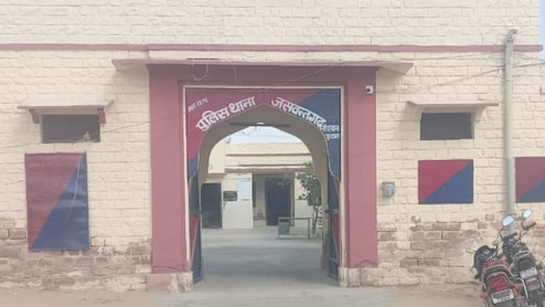 राजस्थान के पुलिसकर्मियों को हरियाणा जाना पड़ा भारी, आरोपी को दबोचा लेकिन खुद की नौकरी पर लटकी तलवार