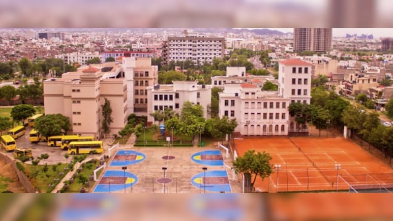 जयपुर के निजी स्कूल में छठे क्लास की छात्रा की मौत सुसाइड या हत्या? स्कूल प्रशासन ने साधी चुप्पी, पुलिस खंगाल रही सबूत जयपुर के निजी स्कूल में छठे क्लास की छात्रा की मौत सुसाइड या हत्या? स्कूल प्रशासन ने साधी चुप्पी, पुलिस खंगाल रही सबूत