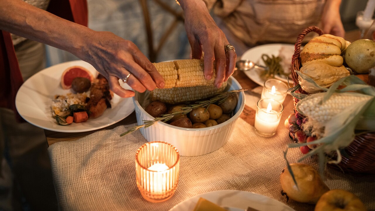 A simple guide to planning a cosy dinner date setup at home A simple guide to planning a cosy dinner date setup at home