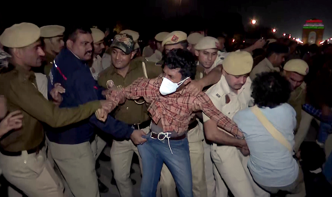 "Health Emergency, Not Blame Game": Delhi Air Pollution Protesters Detained