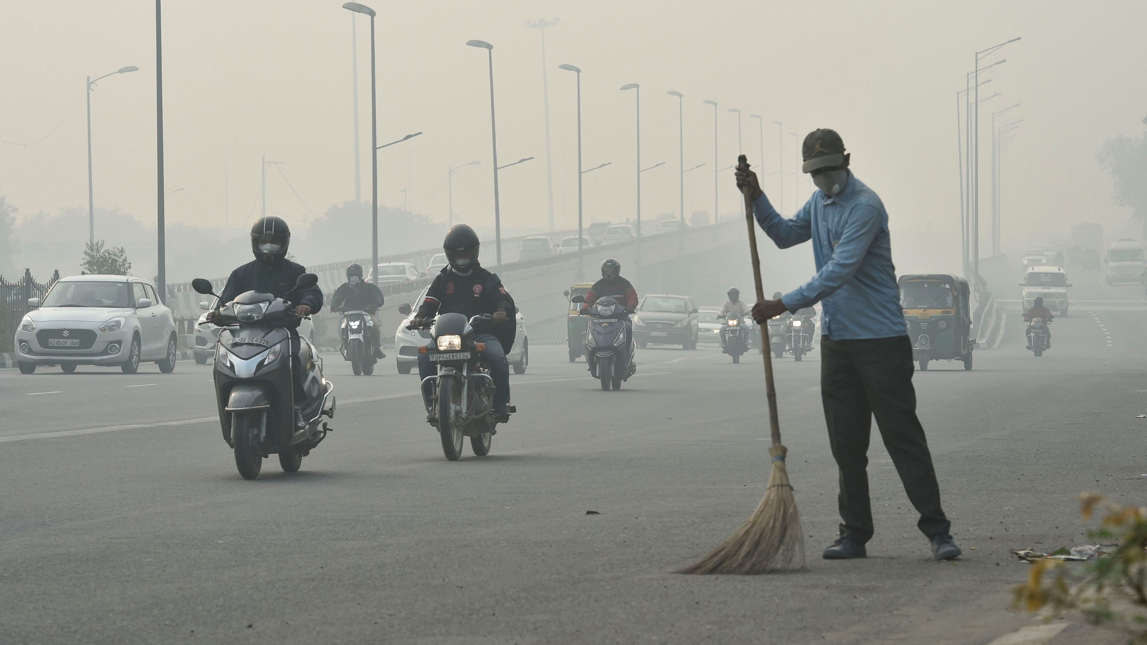 'Leaving Delhi Should Be Your Top Priority': London-based Techie Urges As Pollution Worsens