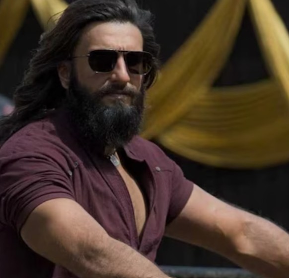 कौन है 20 साल की सारा अर्जुन? जो धुरंधर में बनीं है 40 के रणवीर सिंह की हीरोइन