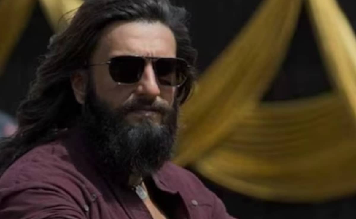 कौन है 20 साल की सारा अर्जुन? जो धुरंधर में बनीं है 40 के रणवीर सिंह की हीरोइन