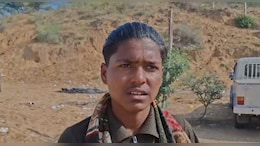 पुष्&zwj;कर का दीपक कभी नहीं गया स्&zwj;कूल, इंग्&zwj;ल&zwj;िश और स्&zwj;पेन&zwj;िश जैसी 12 भाषाओं में फर्राटेदार करता है बात
