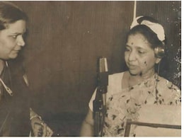 नाइट क्लब में गाने वाली इस सिंगर को देव आनंद ने दिया बॉलीवुड में ब्रेक, इनके बिना अधूरी है नाइट पार्टीज, हरि ओम हरि से लेकर रम्भा हो तक…