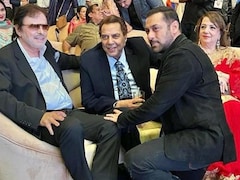 Sanjay Khan Recalls Rifle-Point Encounter During Haqeeqat Shoot With Dharmendra