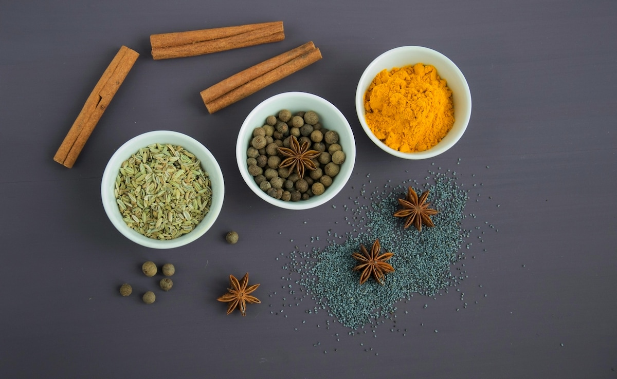 Nutritionist Explains Why You Shouldn’t Eliminate Salt, Oil, Carbs And Spices From Diet