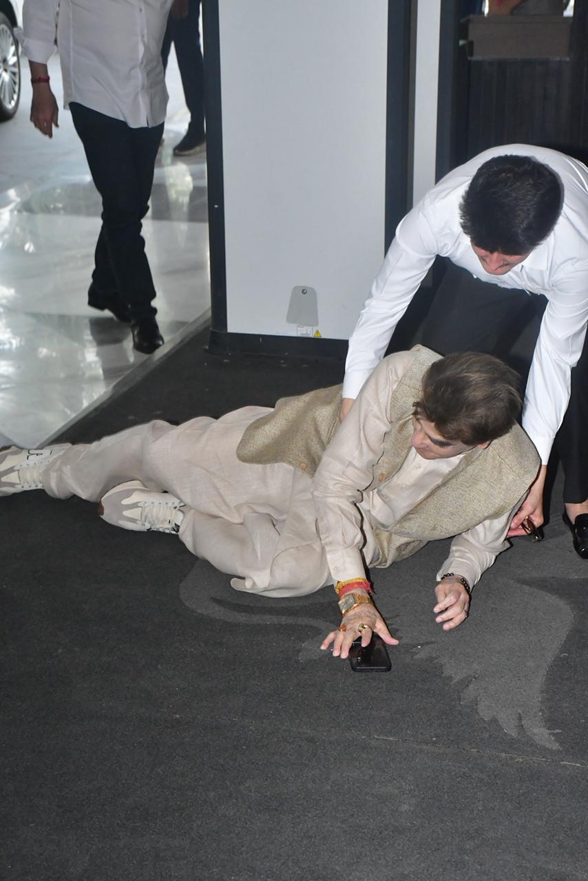 जीतेंद्र की तबीयत को लेकर बेटे तुषार कपूर ने दी अपडेट, कल बैलेंस बिगड़ा तो जमीर पर गिर पड़े थे जम्पिंग जैक