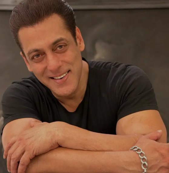 सलमान खान की ऑनस्क्रीन बहन, इस ब्लॉकबस्टर में बनना चाहती थी उनकी हीरोइन, डायरेक्टर ने सुनते ही कहा...