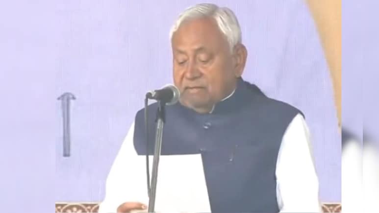 Nitish Kumar: फिर से नीतीशे कुमार... पटना के गांधी मैदान में 10वीं बार मुख्यमंत्री पद की ली शपथ, PM मोदी भी रहे मौजूद