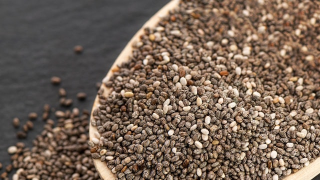 Want To Make Your Skin Look Bright And Healthy? Dermatologist Suggests 5 Seeds