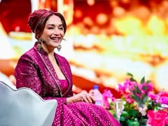 Madhuri Dixit Slammed For Arriving 3 Hours Late To Canada Event. People Demand Refunds, Call It 