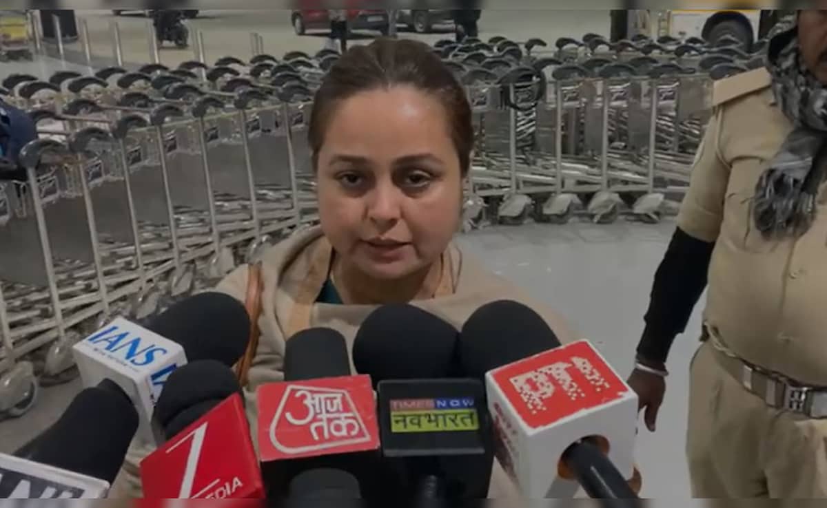 लालू को किडनी देने वाली बेटी रोहिणी बोलीं- मेरा कोई परिवार नहीं, मुझे चप्पल से मारा जाएगा