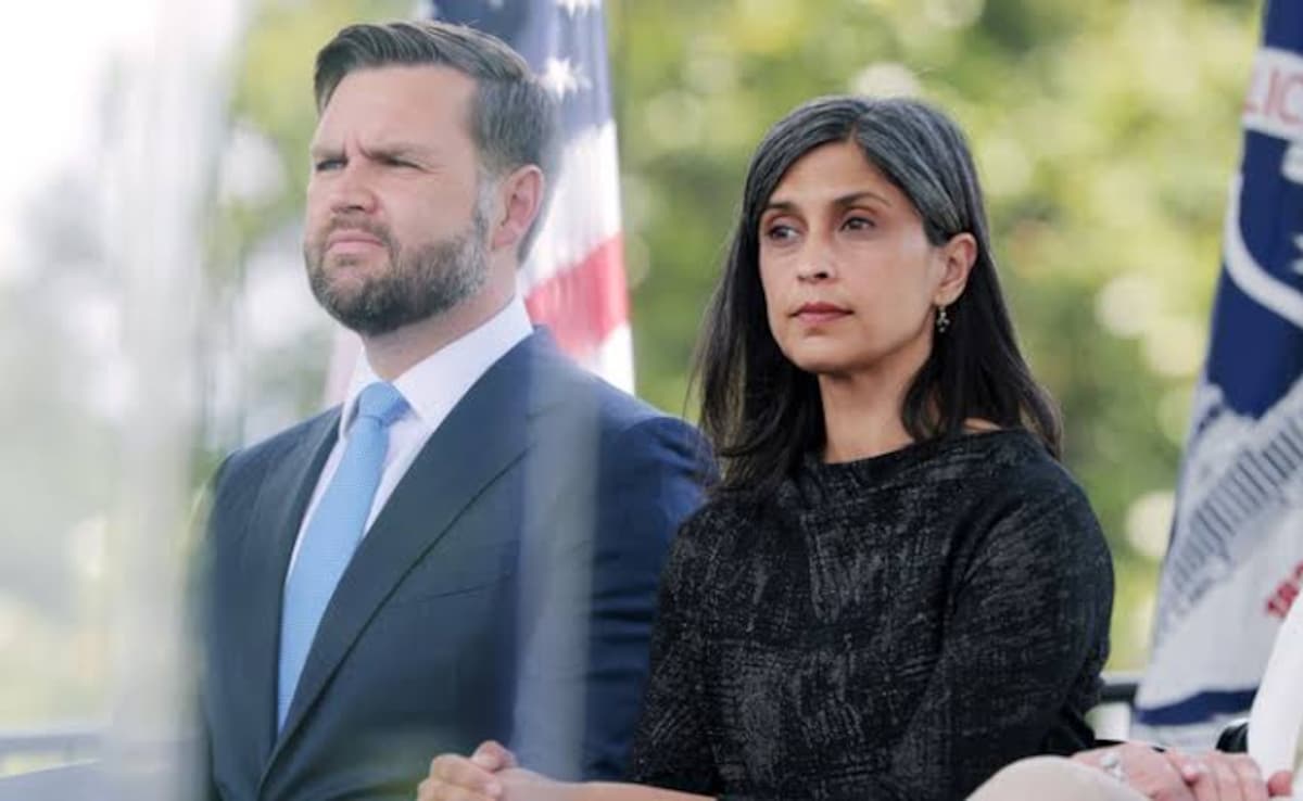 जेडी वेंस देंगे हिंदू पत्‍नी उषा को तलाक, एरिका किर्क से करेंगे शादी! आखिर किसने कर दी यह भविष्‍यवाणी 