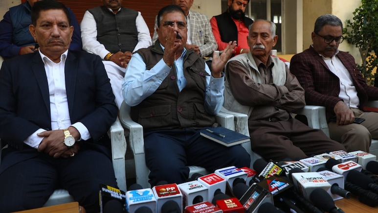 वैष्णो देवी मेडिकल कॉलेज में प्रवेश विवाद: 60 सामाजिक, धार्मिक और राजनीतिक संगठनों का विरोध प्रदर्शन