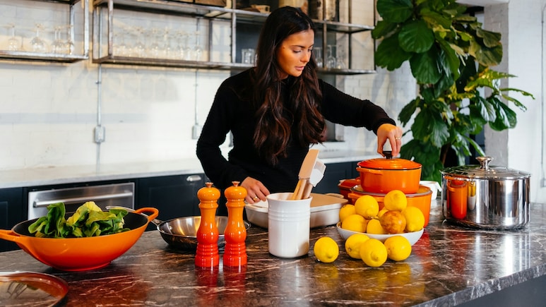 AI Or Nutritionist? Finding The Balance Between Tech And The Human Touch