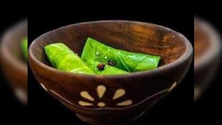 शहद, अजवाइन और ये 1 पत्ता ठीक कर देगा पुरानी से पुरानी खांसी और बलगम, डॉक्‍टर का दावा 5-7 दिनों द‍िखेगा असर