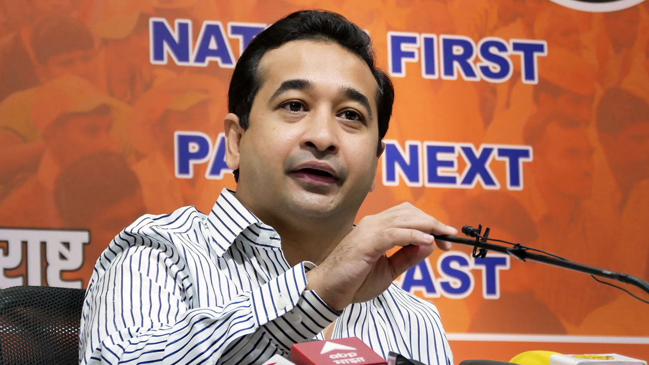 "Only Hindus Shops Should Be Set Up": Maharashtra Minister On Nashik Kumbh Mela Sparks Row