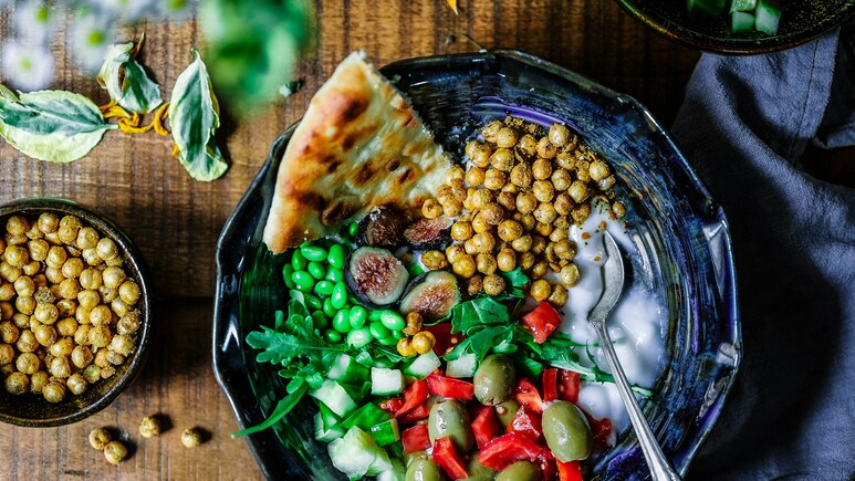 Can A Vegan Diet Cause Vitamin B12 Deficiency? Diet Expert Says Yes, Reveals Why