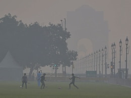 Haze Blankets Delhi As Air Quality Remains 'Very Poor'