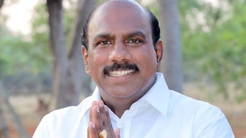 Setback For OPS In AIADMK Tussle, Lawmaker Joins DMK, Calls EPS 'BJP Proxy'