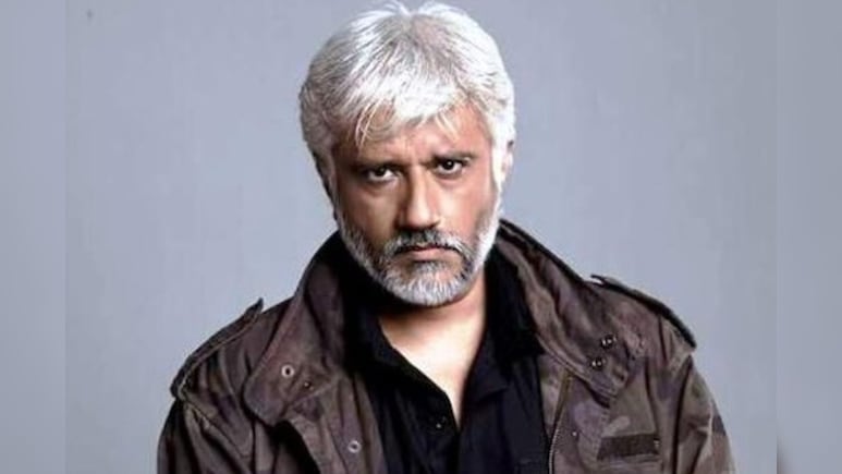 Rajasthan: विक्रम भट्ट, पत्नी श्वेतांबरी समेत 6 लोगों को उदयपुर पुलिस ने भेजा नोटिस, पेश नहीं हुए तो होगी गिरफ्तारी